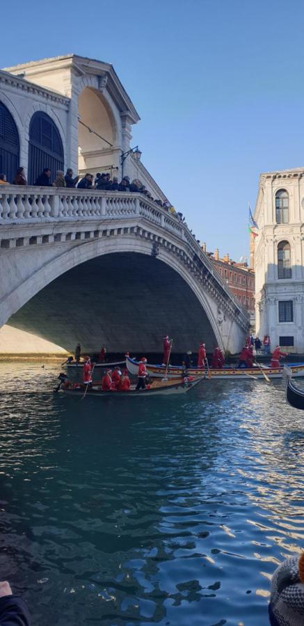 Ferienwohnung Magic Casanova Flat In The Heart Of Venedig Exterior foto